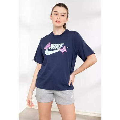 Nike Women's Sportswear Oc 1 Boxy T-Shirt